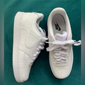 Nike Court Vision Low Shoes
